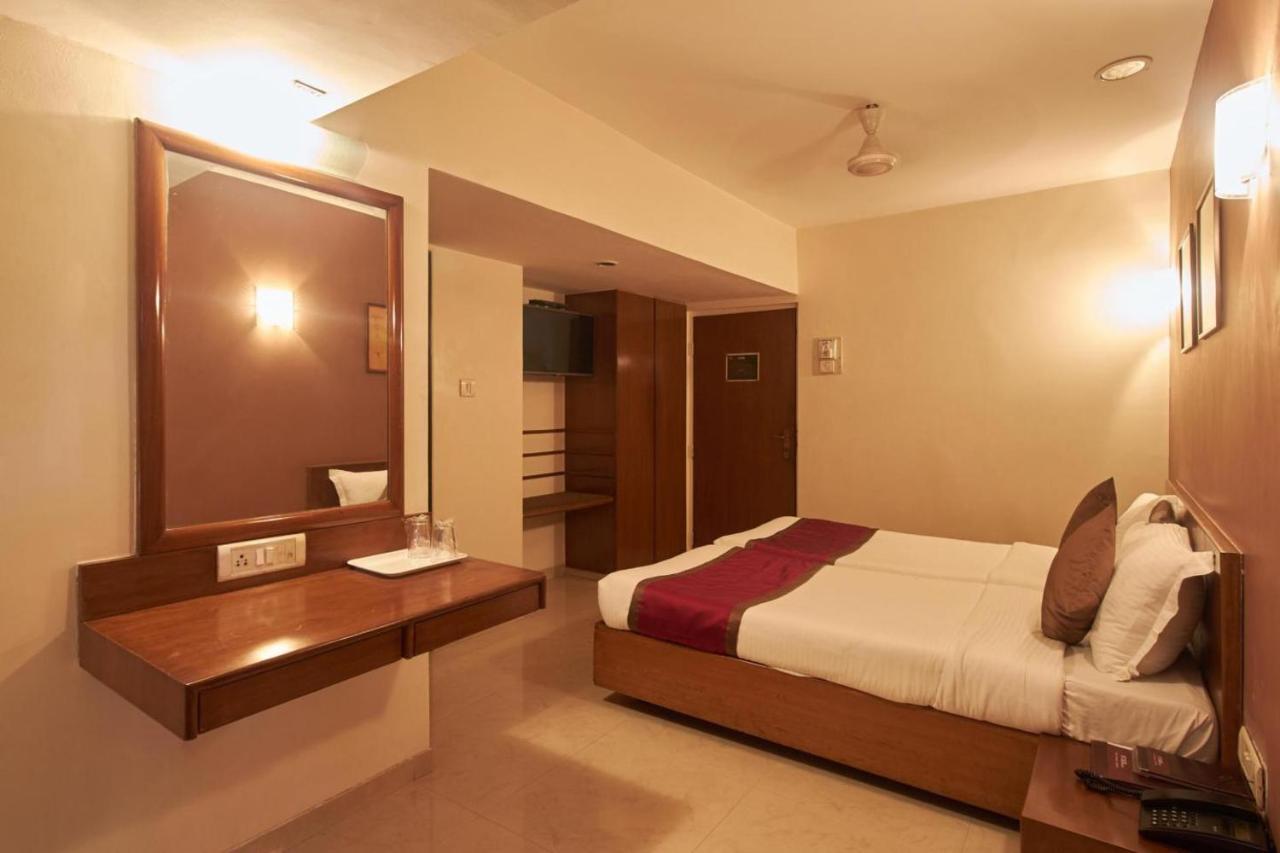 Sukh Hotel - Juhu Mumbai Eksteriør bilde