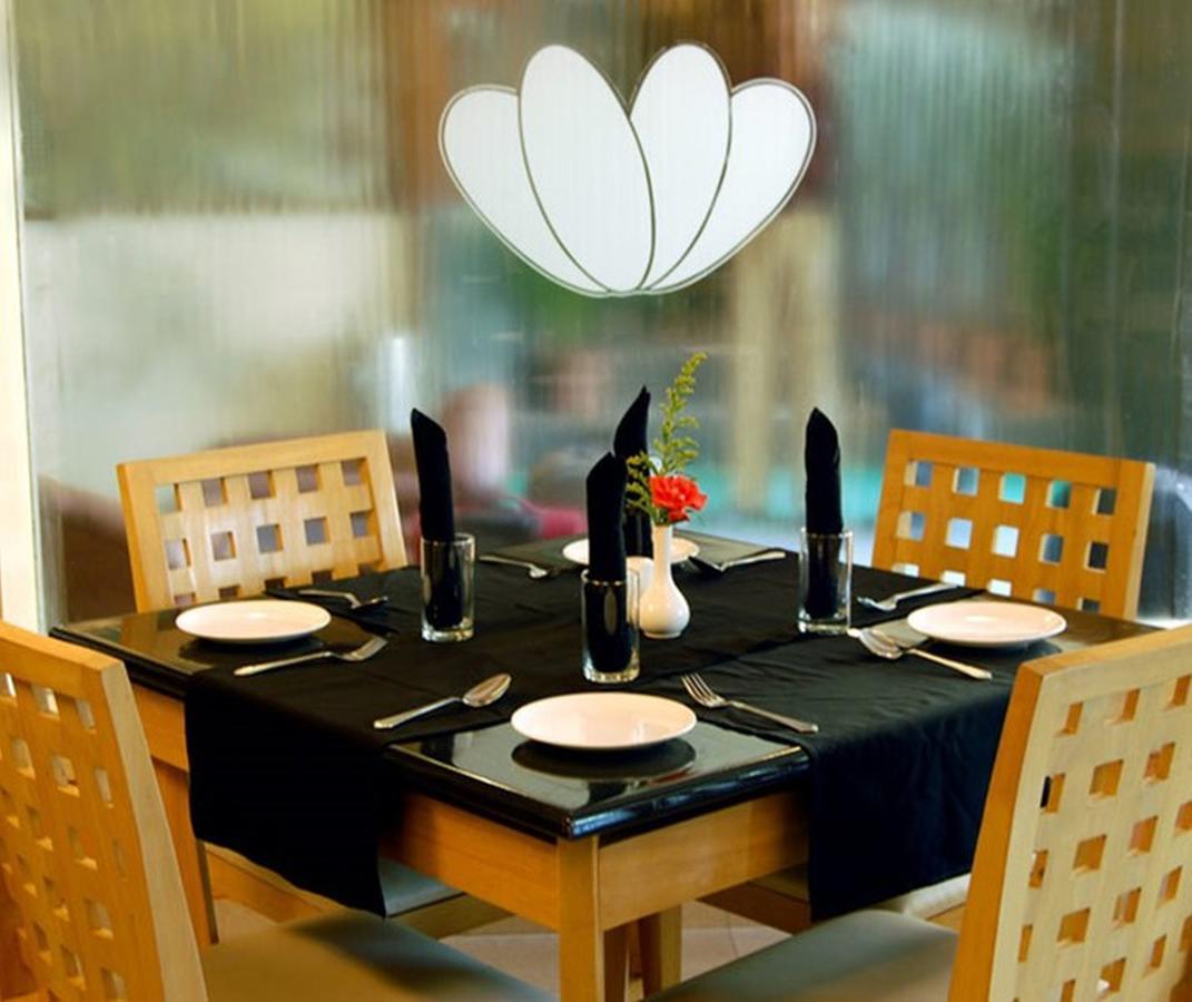 Sukh Hotel - Juhu Mumbai Eksteriør bilde
