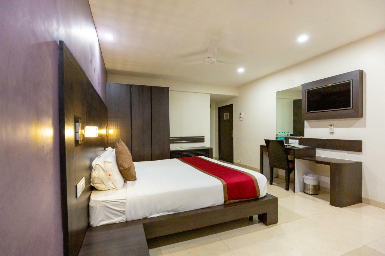 Sukh Hotel - Juhu Mumbai Eksteriør bilde