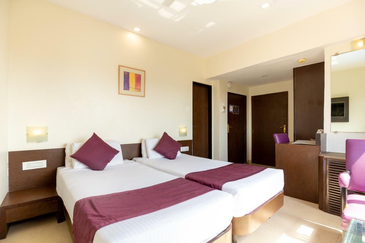 Sukh Hotel - Juhu Mumbai Eksteriør bilde