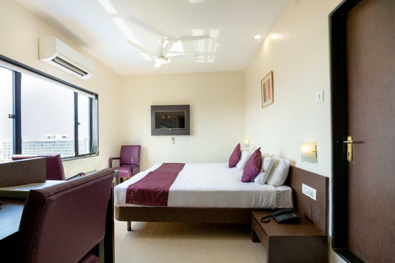 Sukh Hotel - Juhu Mumbai Eksteriør bilde