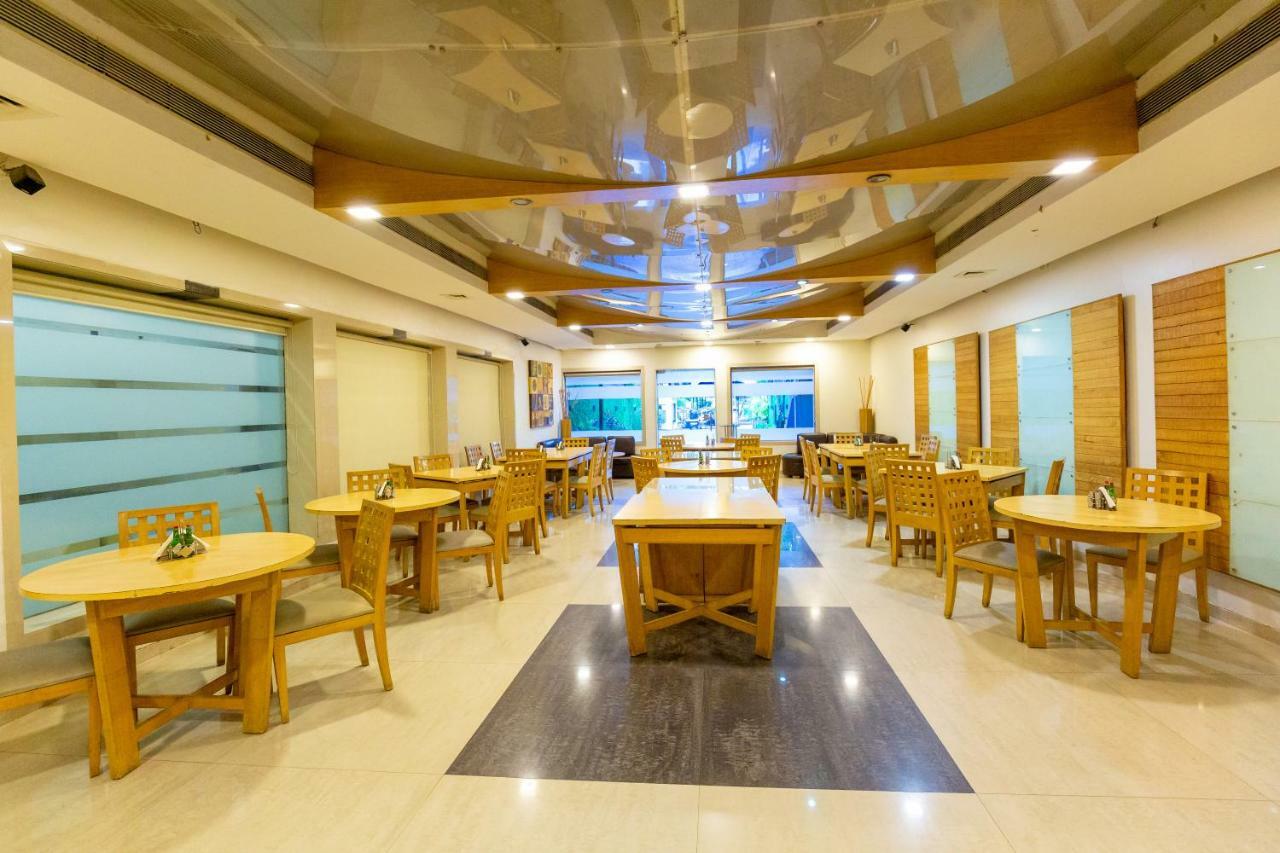 Sukh Hotel - Juhu Mumbai Eksteriør bilde