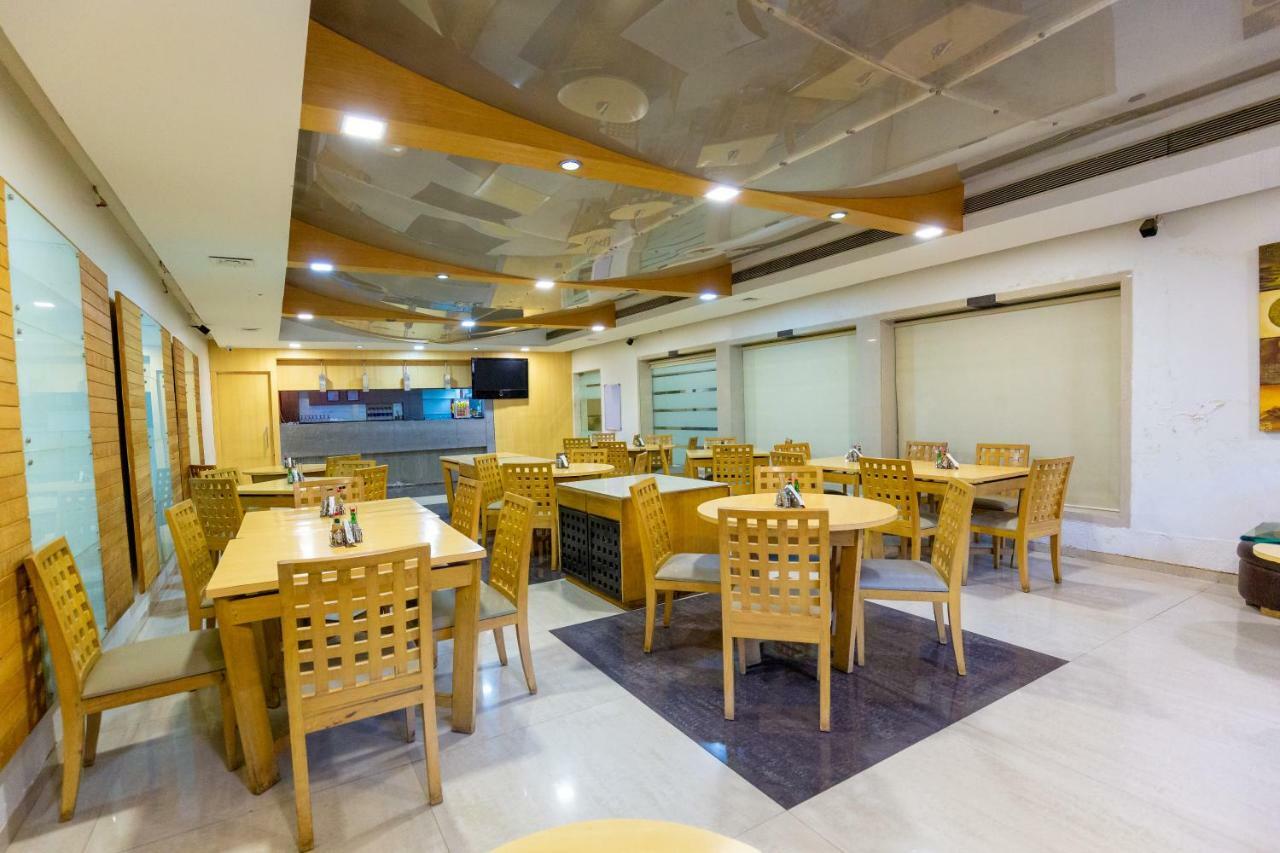 Sukh Hotel - Juhu Mumbai Eksteriør bilde